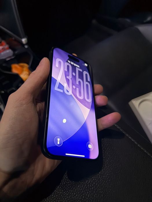 Айфон 15.  128 gb