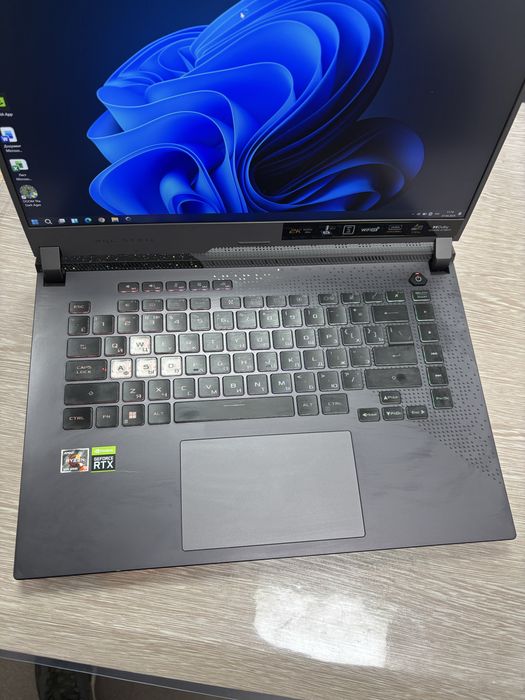 Продам ноутбук игровой