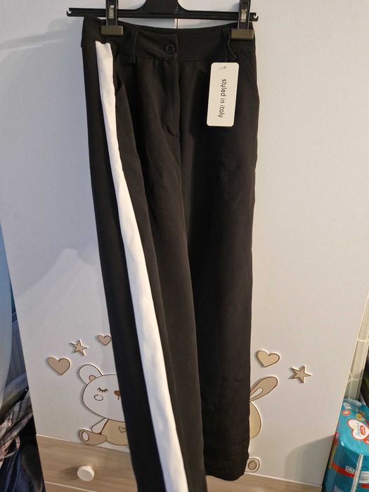 Широки панталони с кант