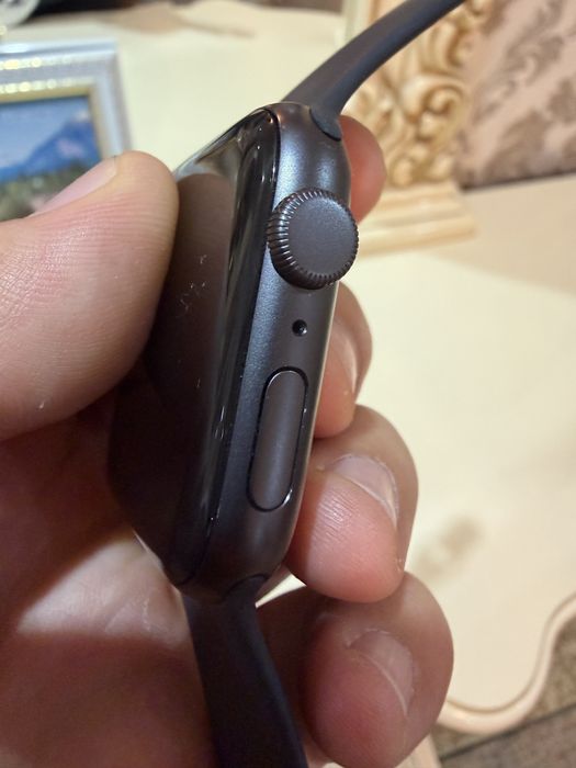 Aplle watch se 44 mm  эпл уотч