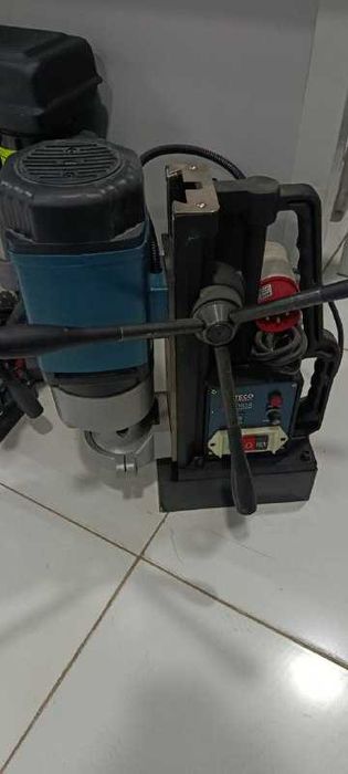 Станок сверлильный с магнитной стойкой ALTECO MD 1116