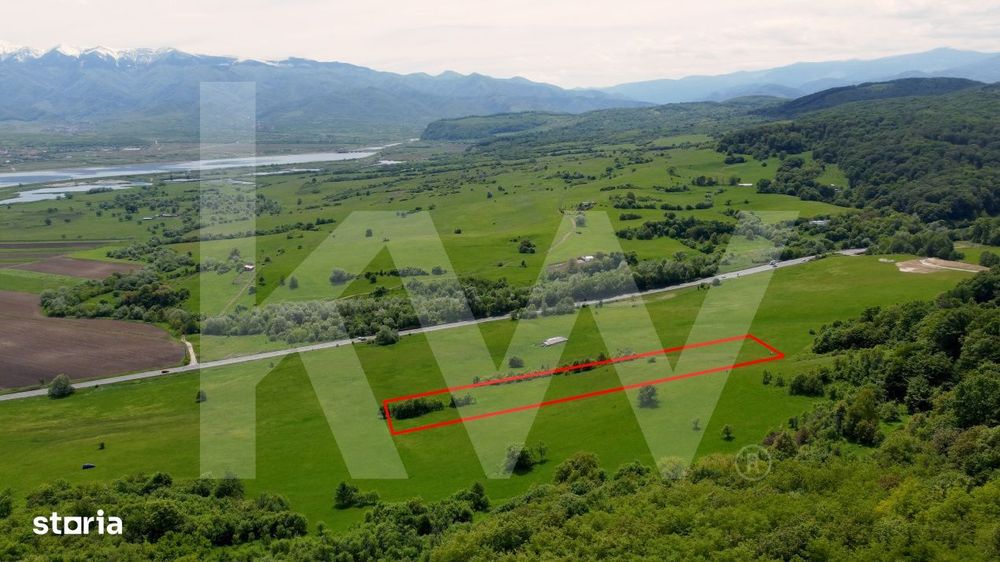 Teren de vanzare – 4.000 mp la intrare in Bradu, judetul Sibiu