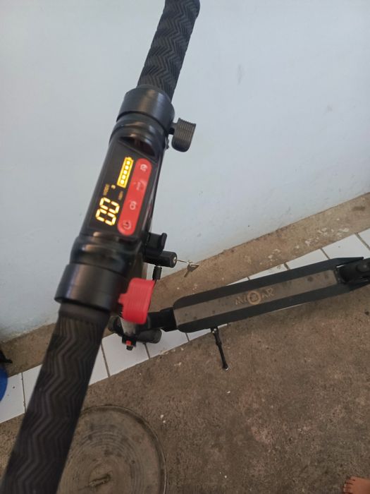 Elektro samokat Mizar