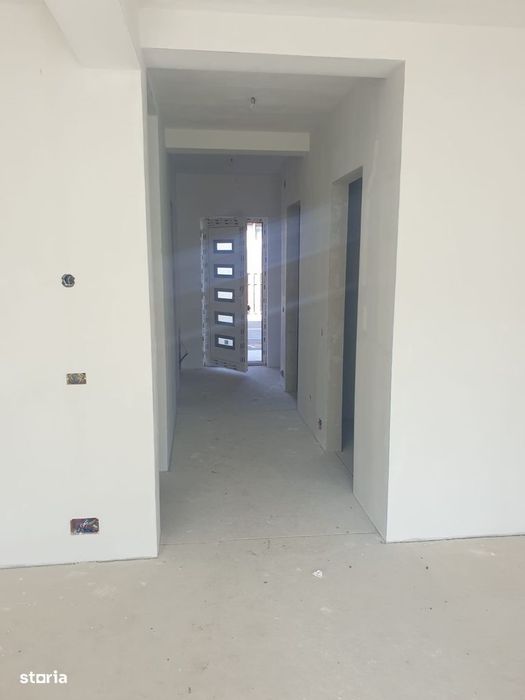 Duplex de vanzare de 130mp teren 216mp zona Floresti Crisan