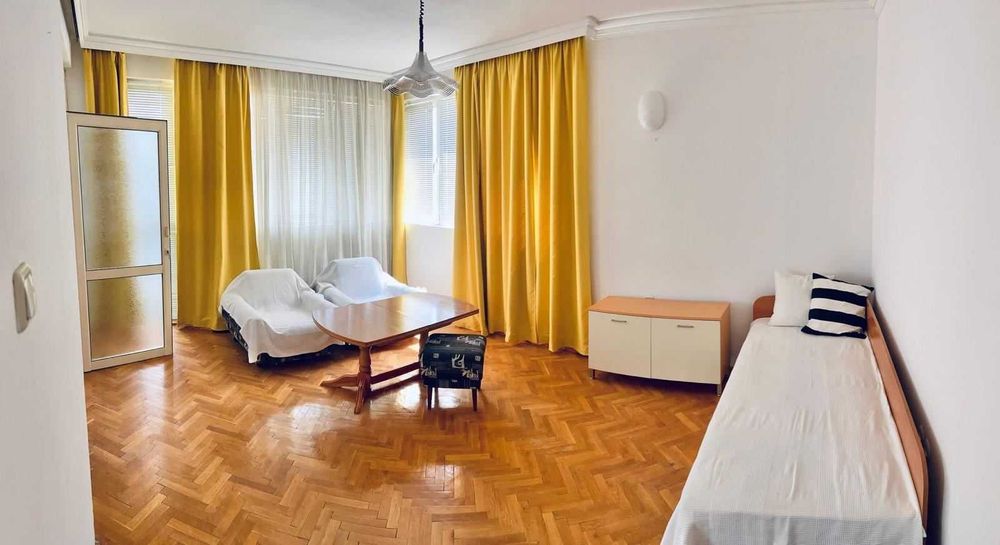 Дава се под наем Четиристаен апартамент в Пловдив, Южен - 120 кв.м за 600 € - Снимка #2