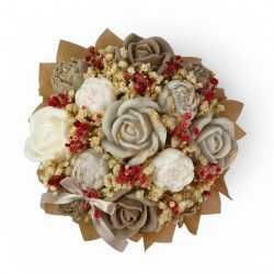 Луксозен букет със соеви свещи „Карамелена наслада“