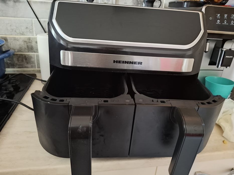 Air Fryer cu doua compartimente