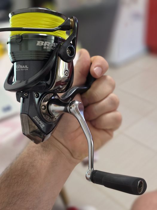 Mulinetă Trabucco Brave 5500 FA, ca nouă, cu fir