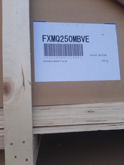 Vand pomba de caldura VRV daikin noua cu 4 splituri