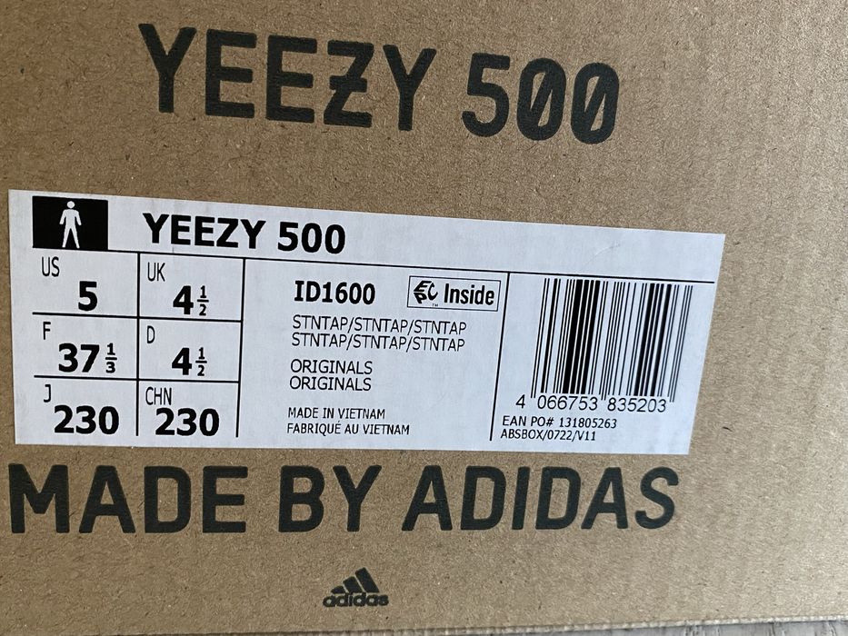 Adidasi yeezy 500