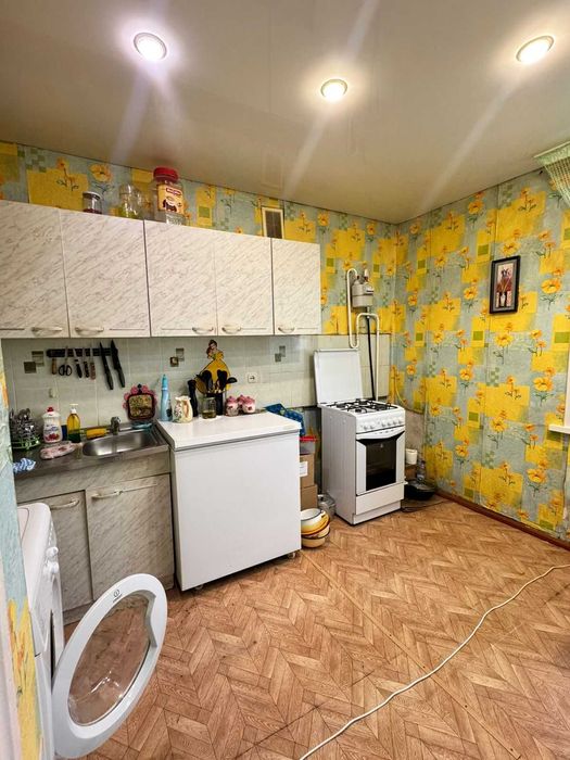Продам 4 комн. квартиру, в районе Береке