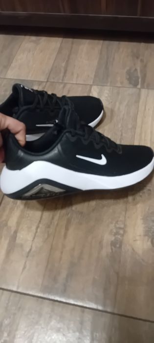 Нови маратонки  найк