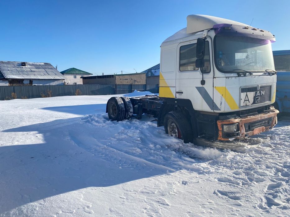 Продам тягач ман