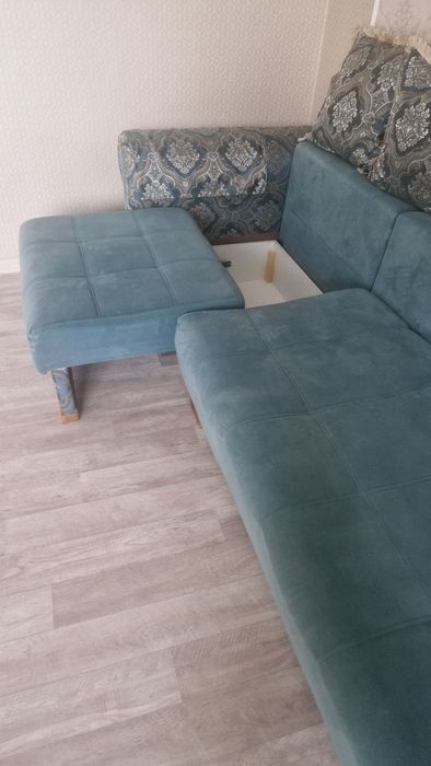 Продам диван с креслом