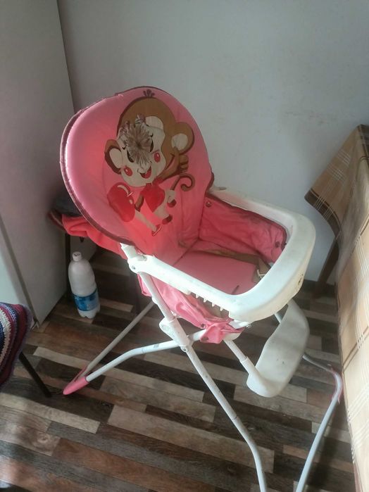 Стульчик для кормления