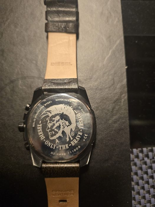Часовник Diesel DZ4422