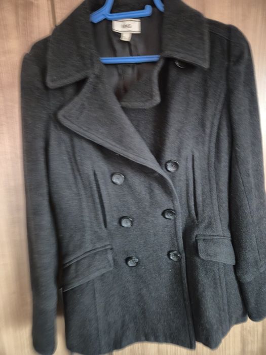 Черно вълнено палто Mango S