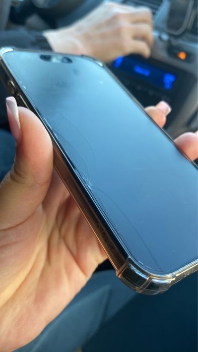 Продам айфон 16про