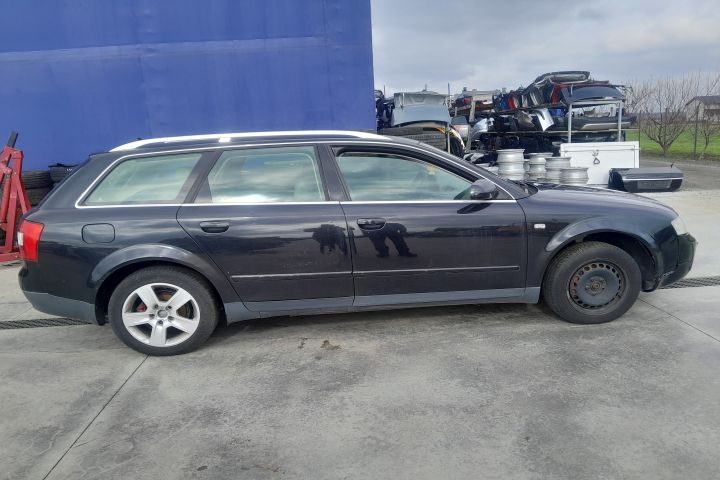 Proiector dreapta 8E0941700 8E0941700 Audi A4 B6
