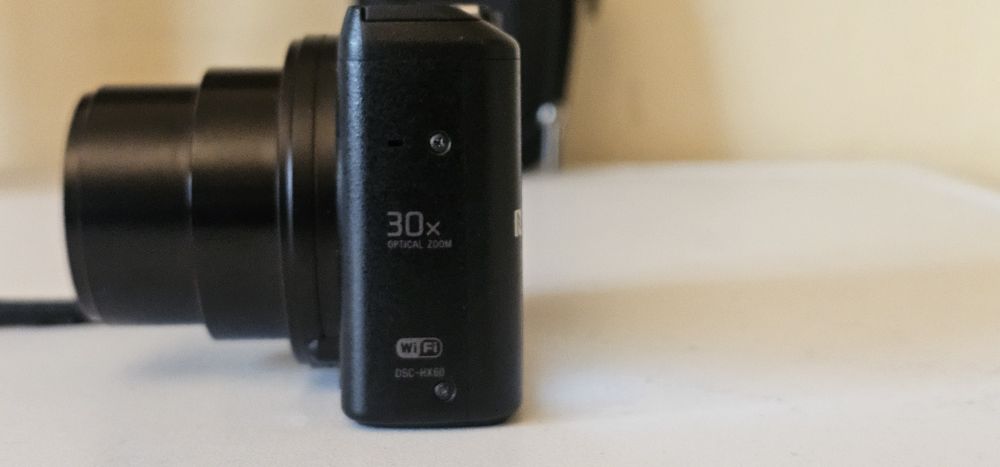 Sony CyberShot DSC-HX60