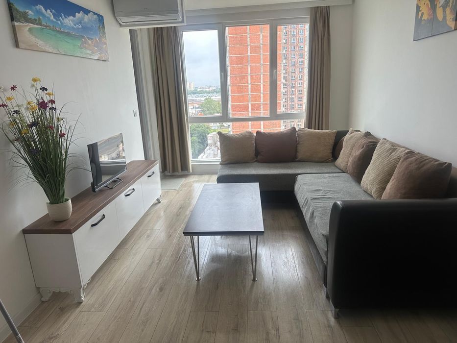 Дава се под наем Тристаен апартамент в Пловдив, Кършияка - 66 кв.м за 459 € - Снимка #1