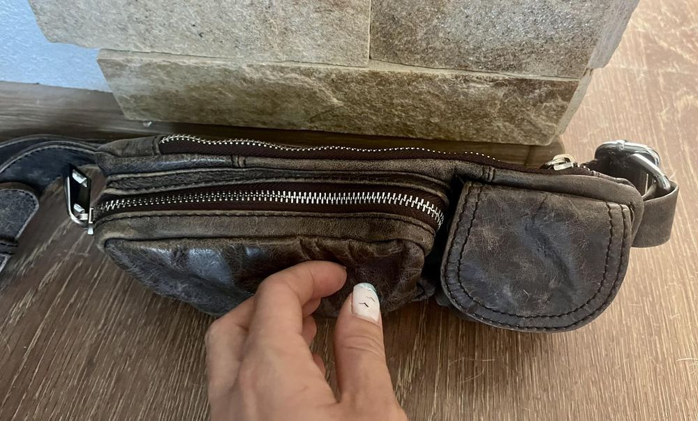 Мъжки чантички малки