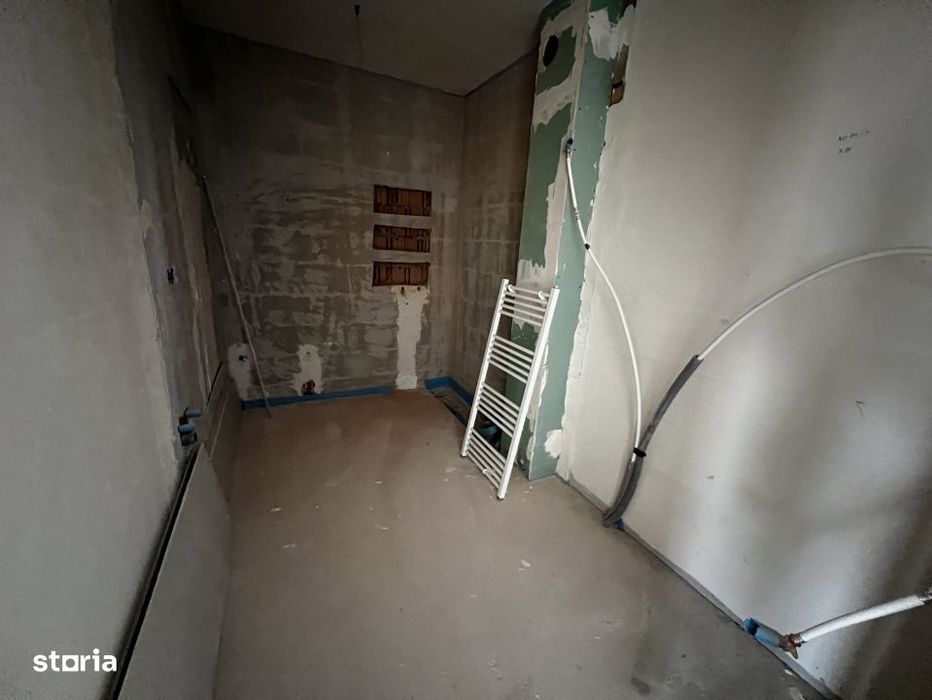Apartament de 3 camere, 2 bai, parcare, Sesul de Sus
