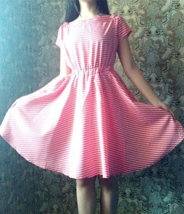 Женская одежда платья