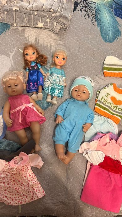 Продам игрушки куклы