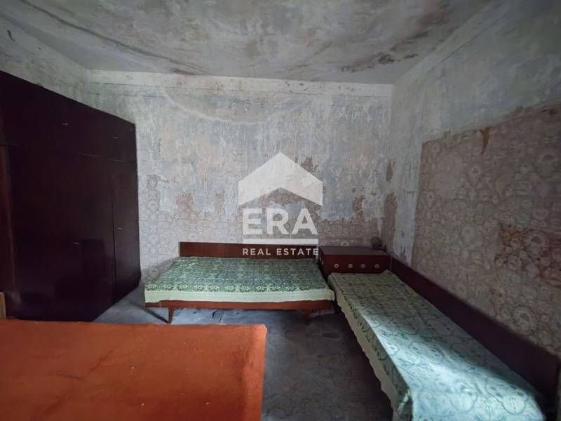 Продава се Тристаен апартамент в Димитровград - 80 кв.м за 544 €/кв.м - Снимка #2