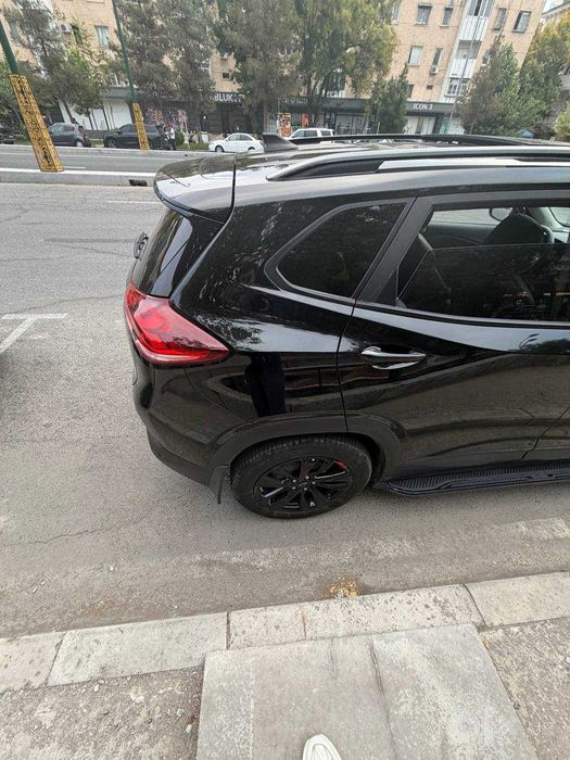 Chevrolet Tracker 2 Redline -cвоя