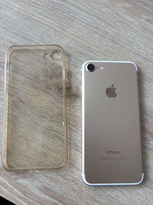 Продавам iPhone 7