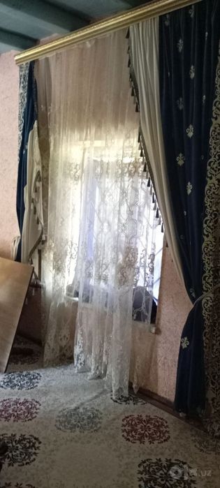 Spalni, shkaf va pardalar sotiladi