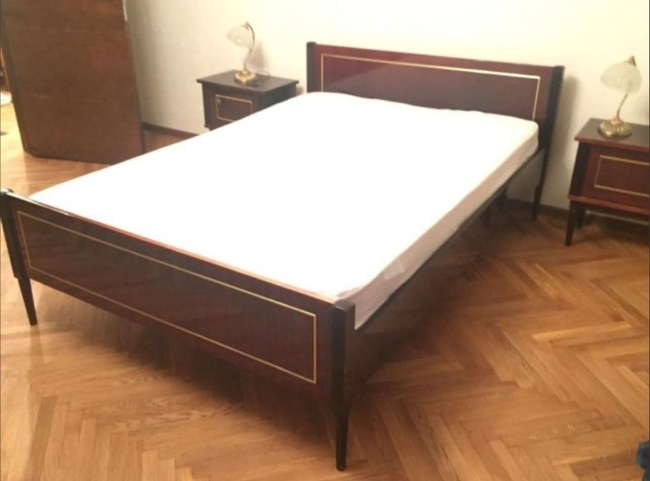 Спальный гарнитур сотилади