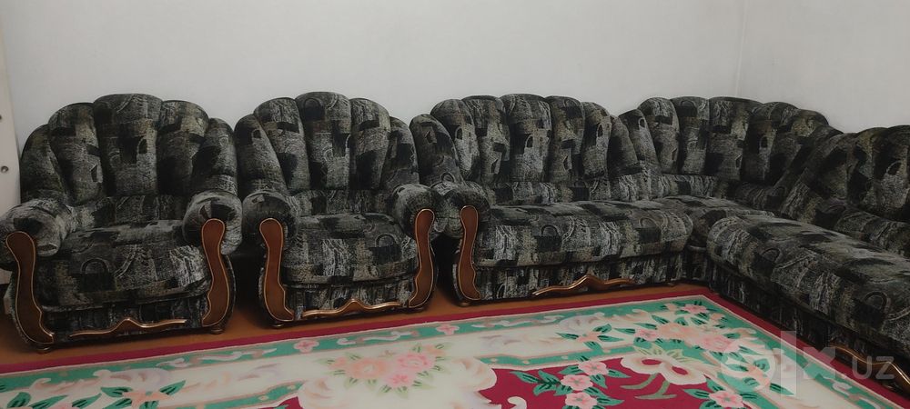 Yumshoq mebel 2 ugalok 2 kotta 2 ortacha 2 kichkina. Juda baqvat.