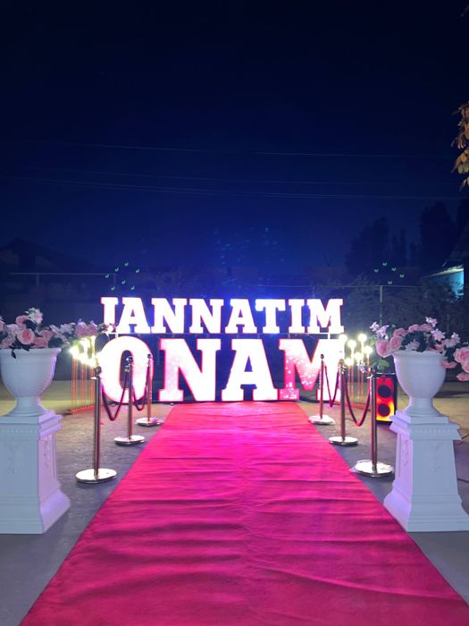 “JANNATIM ONAM” dekorotiv yozuvi sotiladi