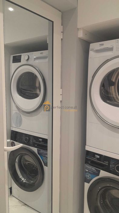 Дава се под наем Тристаен апартамент в Пловдив, Център - 80 кв.м за 550 € - Снимка #11