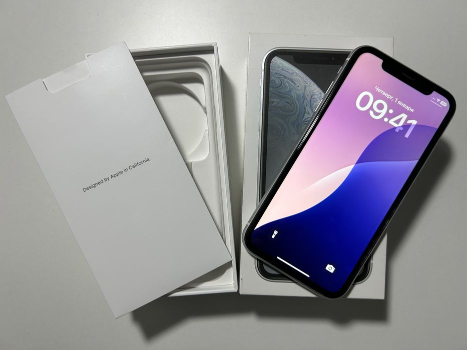 iPhone XR 128GB White