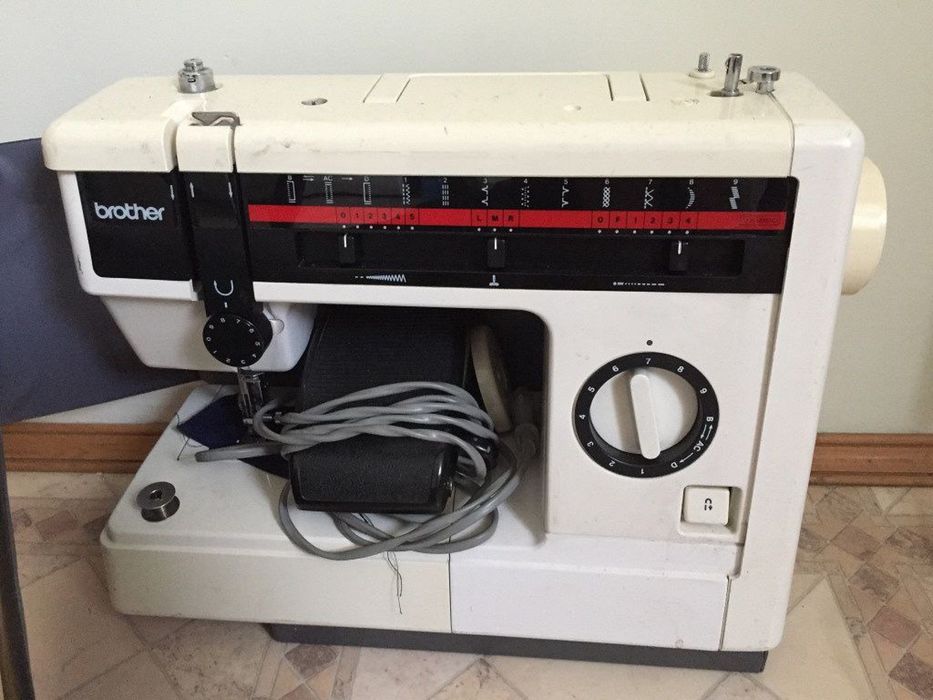 Продается швейная машинка и оверлок