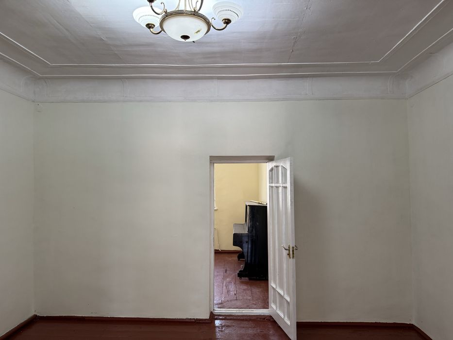 Участок в М. Улугбекском р.не центр Луначарского