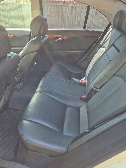 Mercedes e200 w211