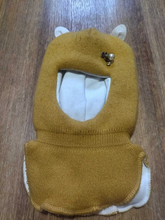 Шапка, шарф новые