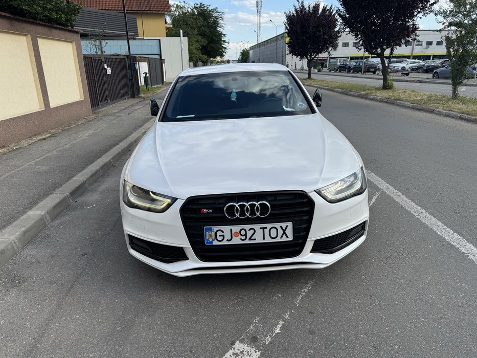 Audi A4 s line facelift