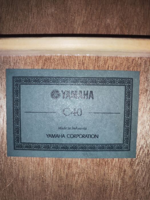 Yamaha C40 в хорошем состоянии