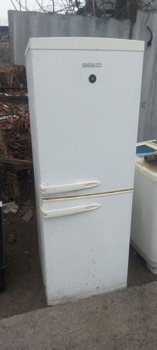 Холодильник и газплита на запчасть
