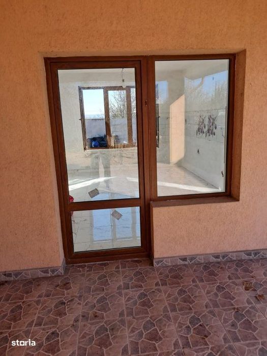 Casa Individuala Cu Teren De 3700Mp Bacu Str Ciorogarlei