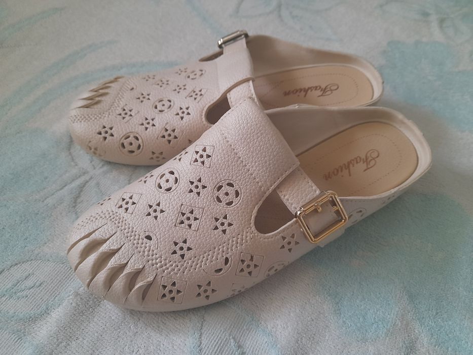 Резиновая тапочка