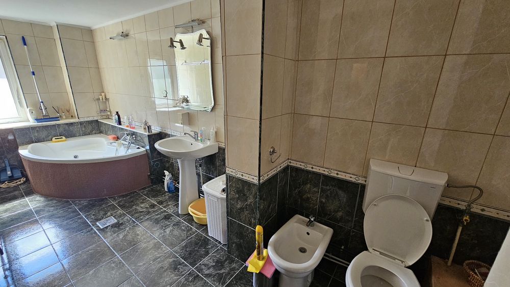Apartament 4 camere 95mp et 3 Gavana3 renovat Rate Proprietar