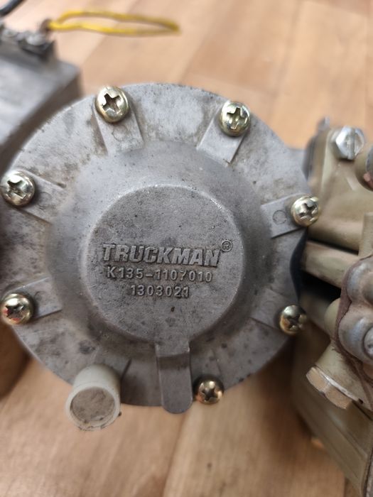 Газ53 карбюратор,  манометр,  транзистор,  катушка