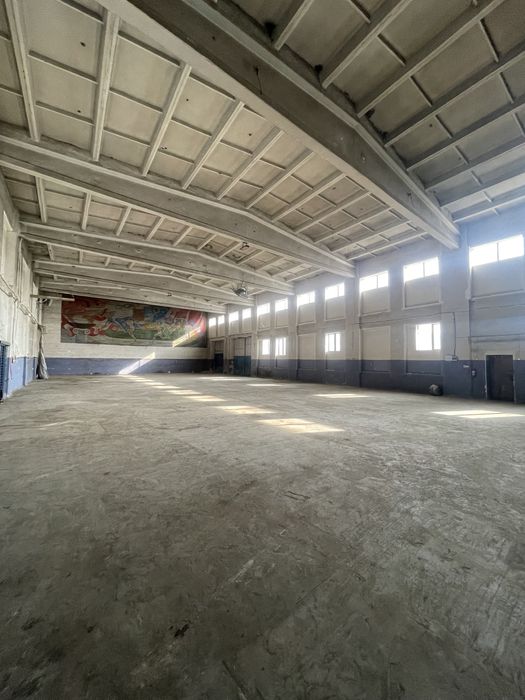 Сдам отапливаемое  помещение 700 м2